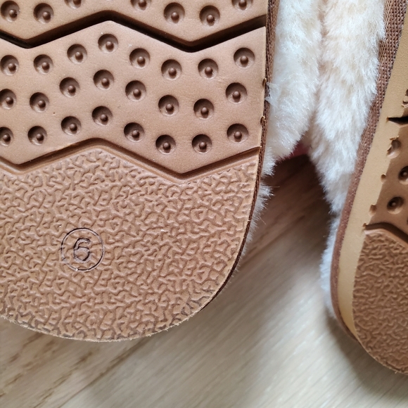 Crown Vintage Cushy Scruff Slippers size 6 - chestnut - Picture 5 of 7